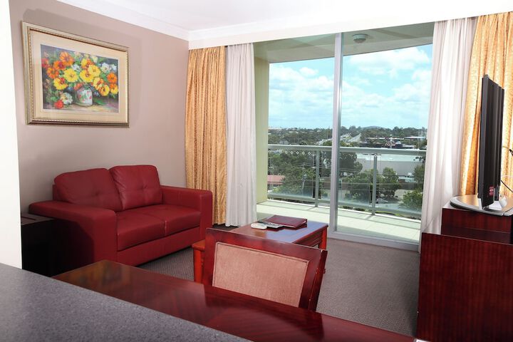 Room 9 of 38