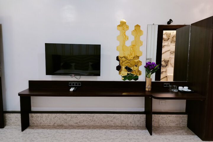 Room 14 of 29