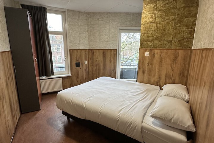 Room 22 of 56