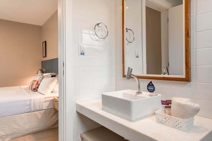 Room 14 of 29