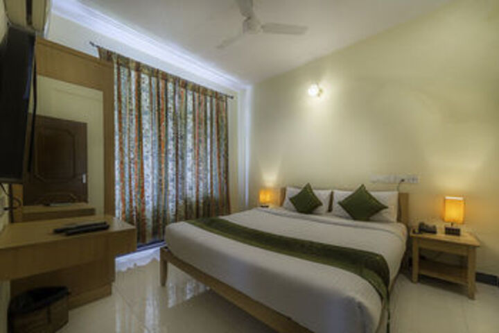 Room 16 of 37