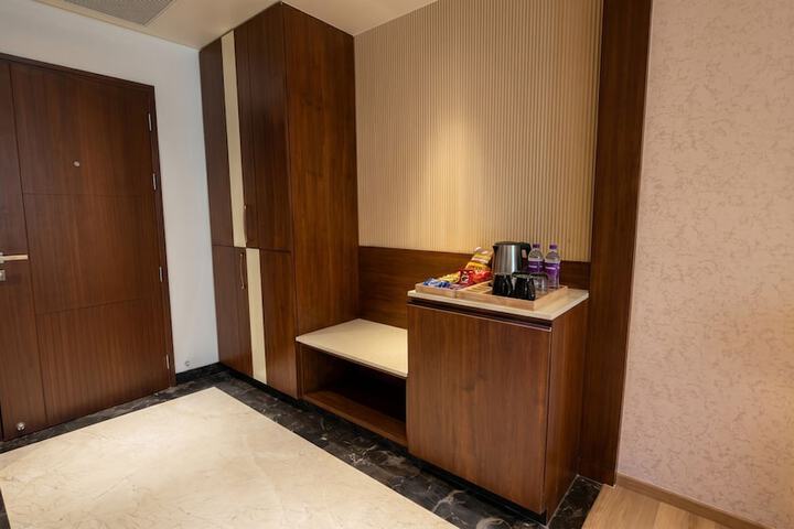 Room 20 of 50