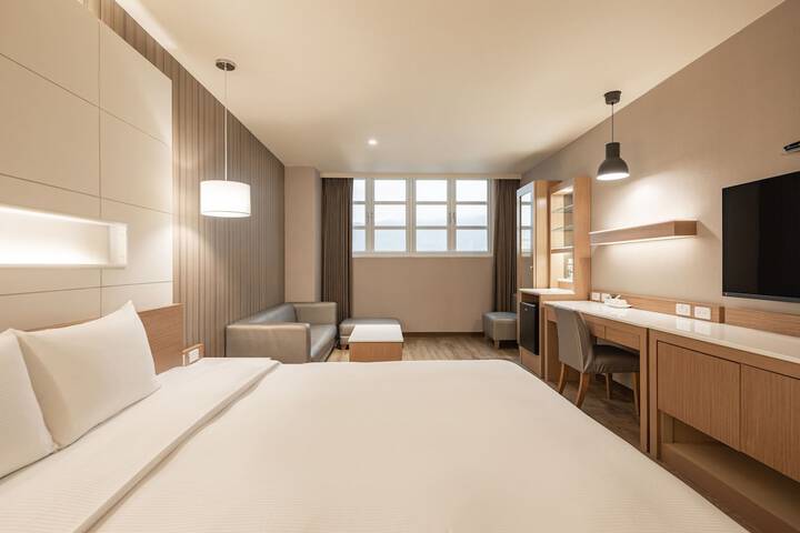 Room 18 of 59