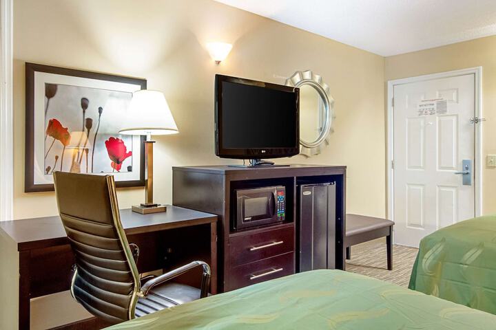 2 Double Beds (2 of 9)