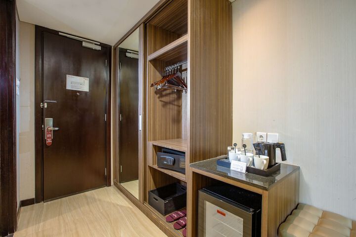 Room amenity