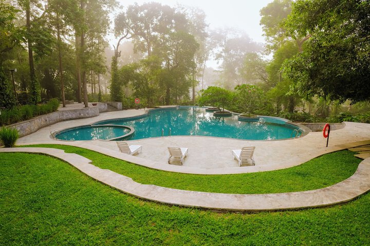 Pool 103 of 147
