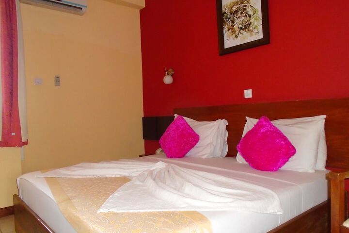 Room 21 of 53