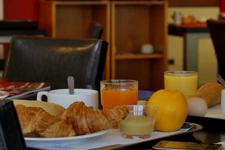 Breakfast area