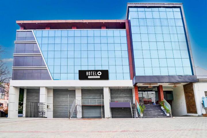 Hotel O Bareilly Near Satellite Bus Stand
