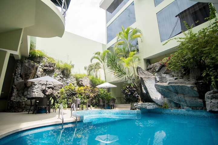 Hotel 58 of 61