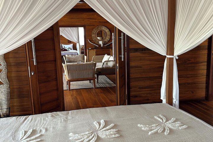 Room 21 of 53