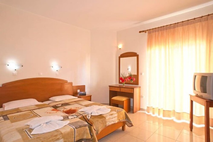 Room 21 of 39