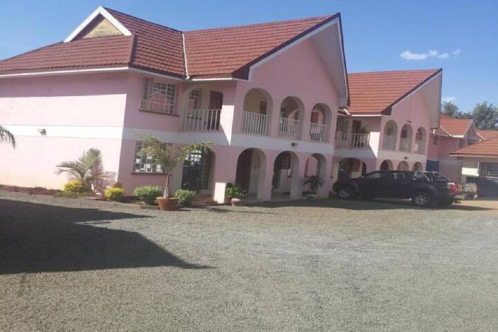 Queens Garden Hotel