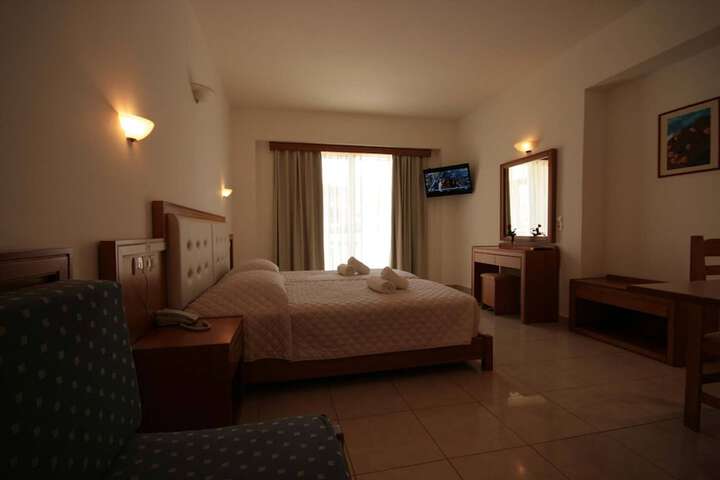 Room 26 of 78