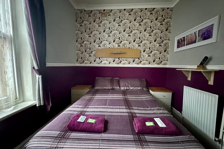 Room 6 of 21