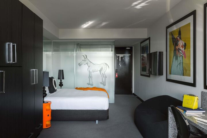 Room 31 of 110