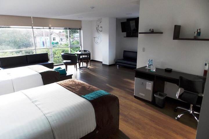 Room 10 of 43