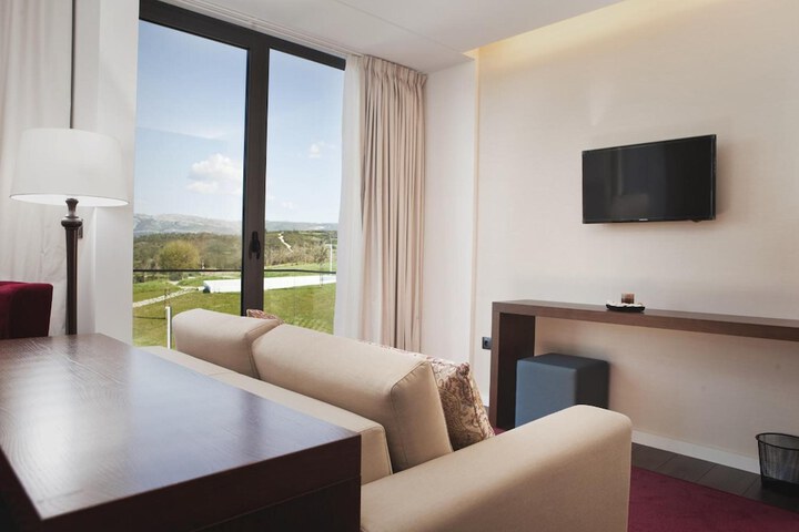 Room 47 of 105