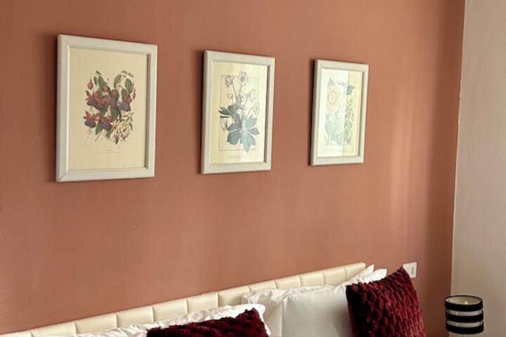 Room 21 of 38