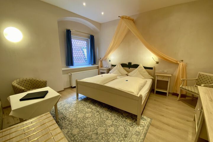Room 25 of 130
