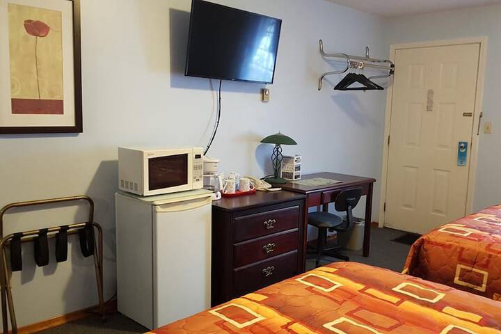 Room 18 of 33