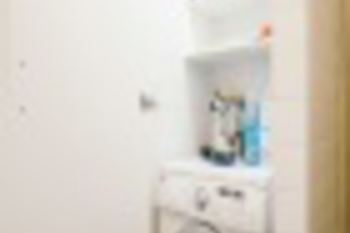 Room 267 of 372