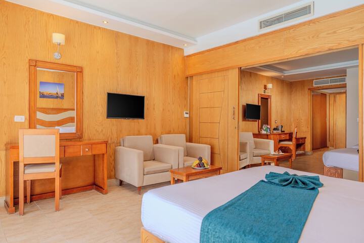 Room 17 of 189