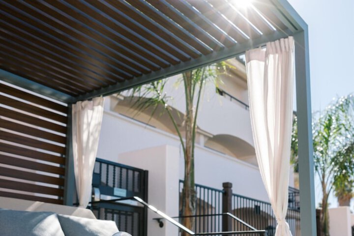 Hotel Exterior 110 of 119