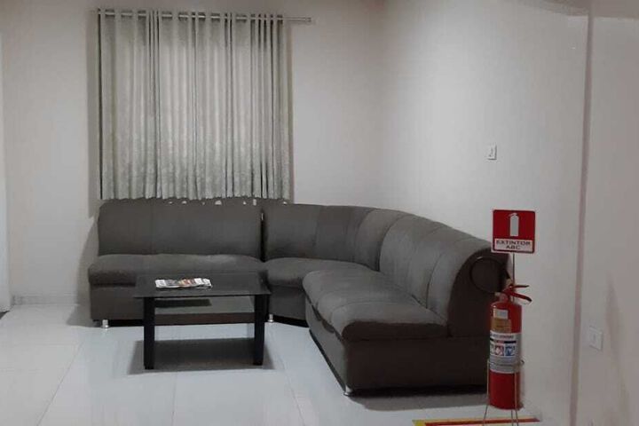 Room 11 of 25