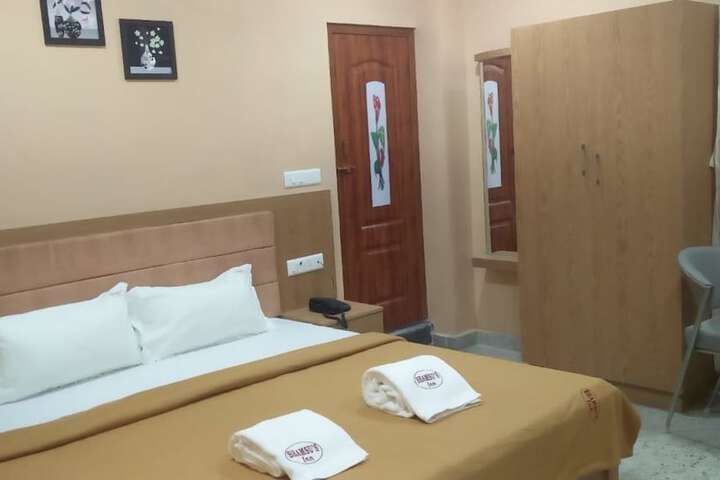 Room 8 of 21
