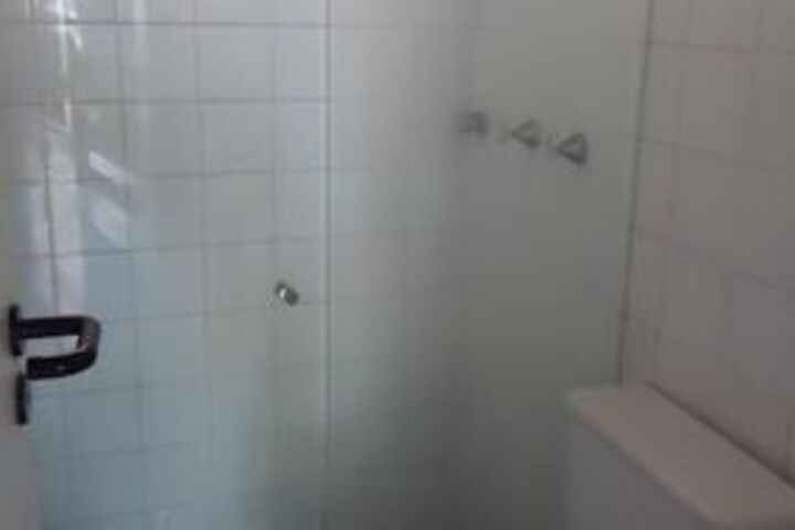 Room 4 of 36