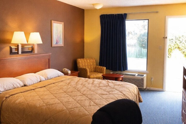 Room 14 of 50