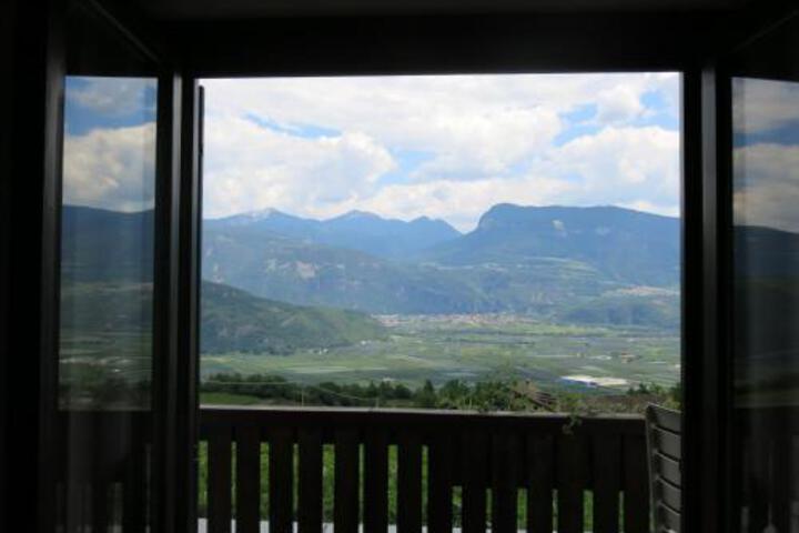 General 4 of 19