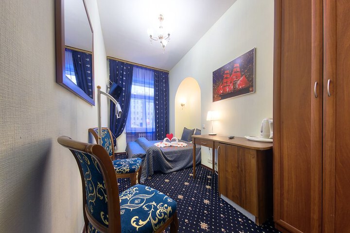 Room 41 of 48