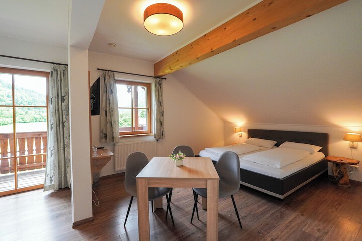 Room 6 of 29