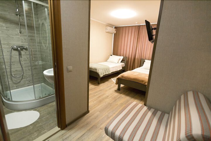 Room 3 of 45