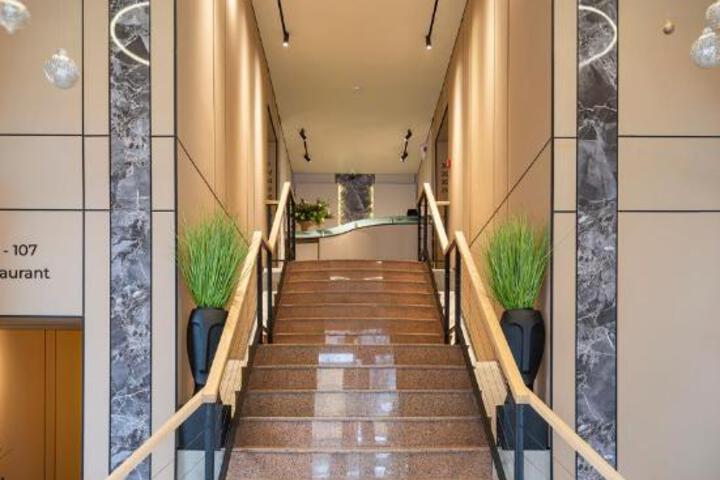 Hotel 8 of 23