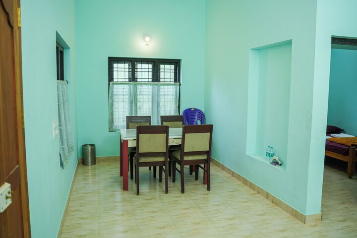 Room 16 of 33