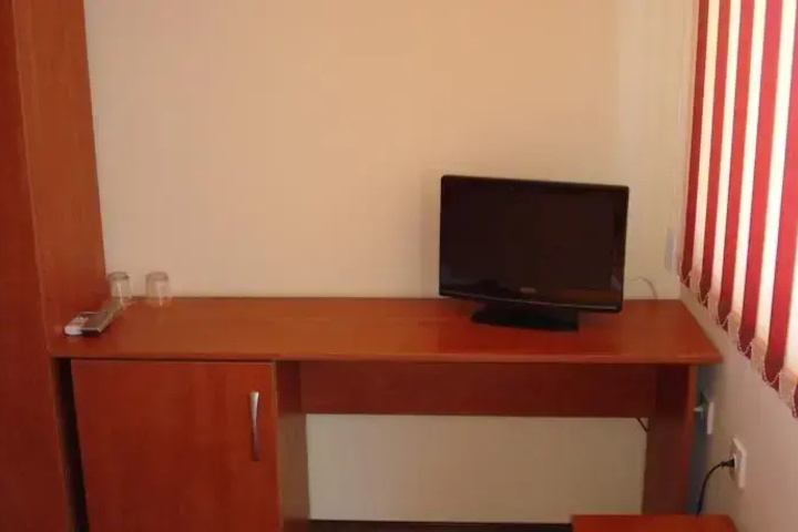 Room 3 of 17