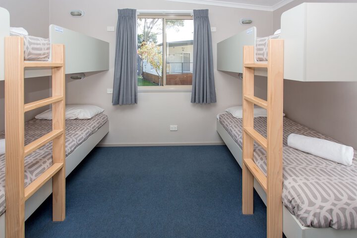 Room 3 of 65