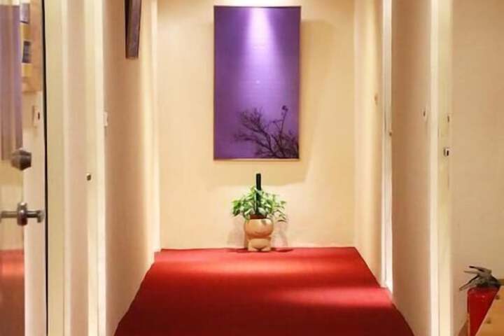 Ballroom/Hall 32 of 38