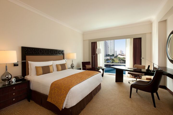 Room 21 of 89