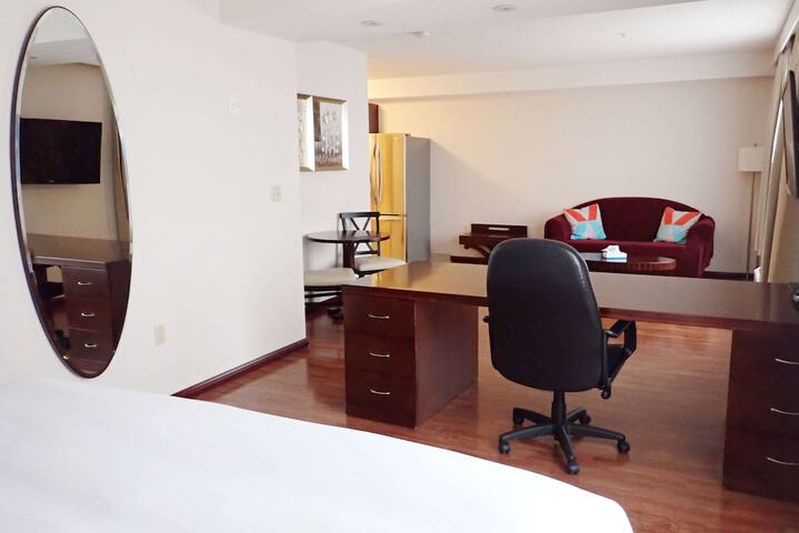 Room 17 of 42