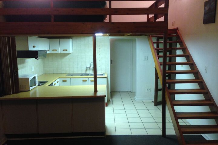 Room 18 of 117