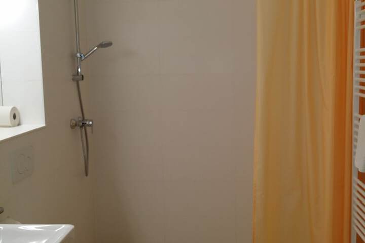 Room 26 of 50