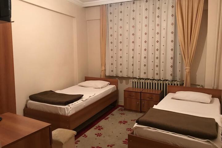 Room 5 of 15