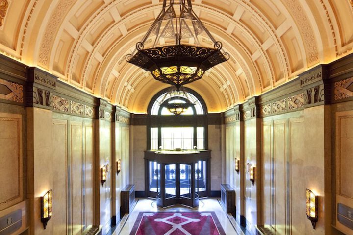 Entrance & Lobby