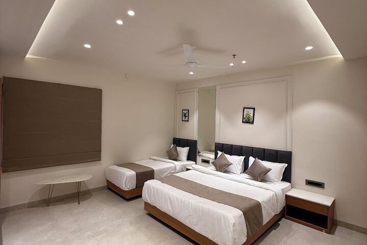 Room 18 of 50