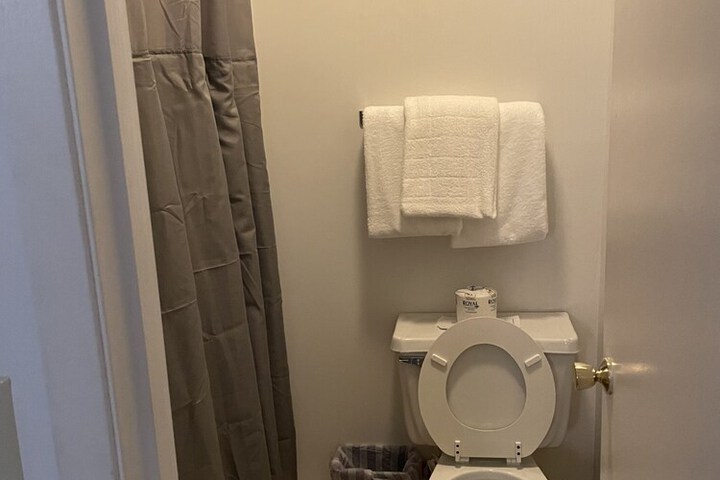 Room 49 of 69