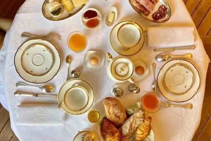 Breakfast/Coffee Service 134 of 139